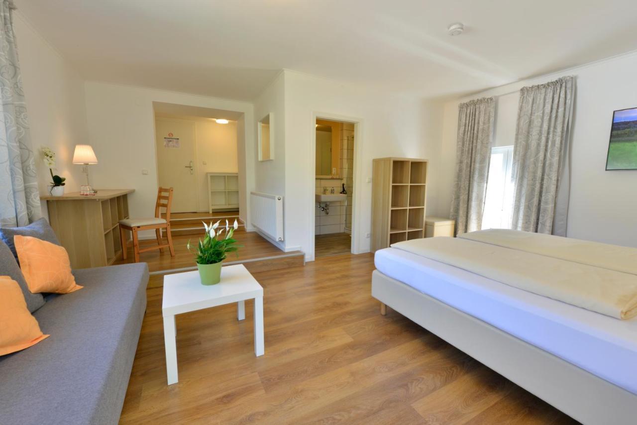 Pension Gambrinus Пассау Экстерьер фото