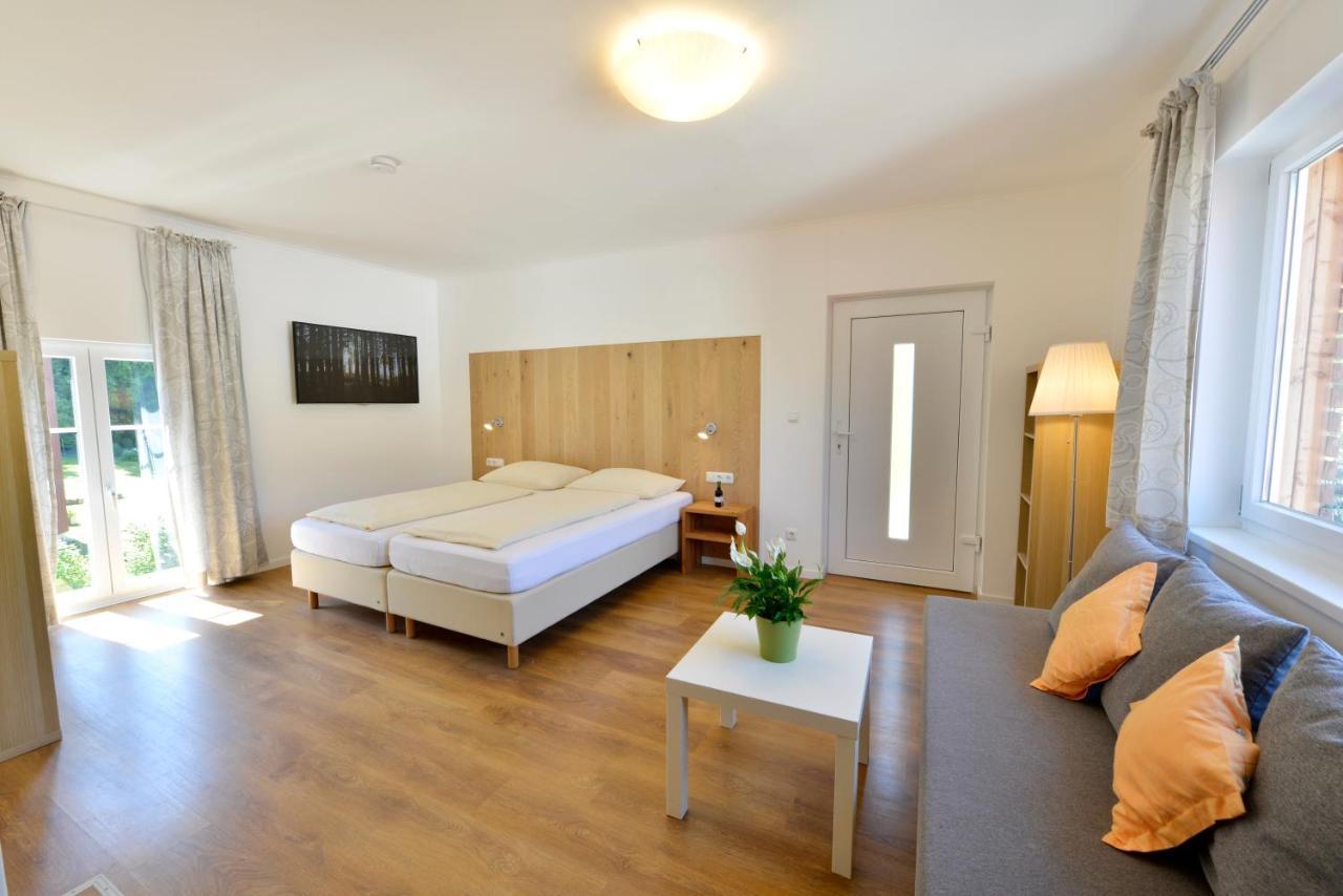 Pension Gambrinus Пассау Экстерьер фото