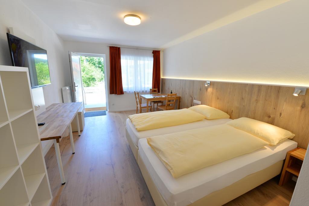 Pension Gambrinus Пассау Экстерьер фото