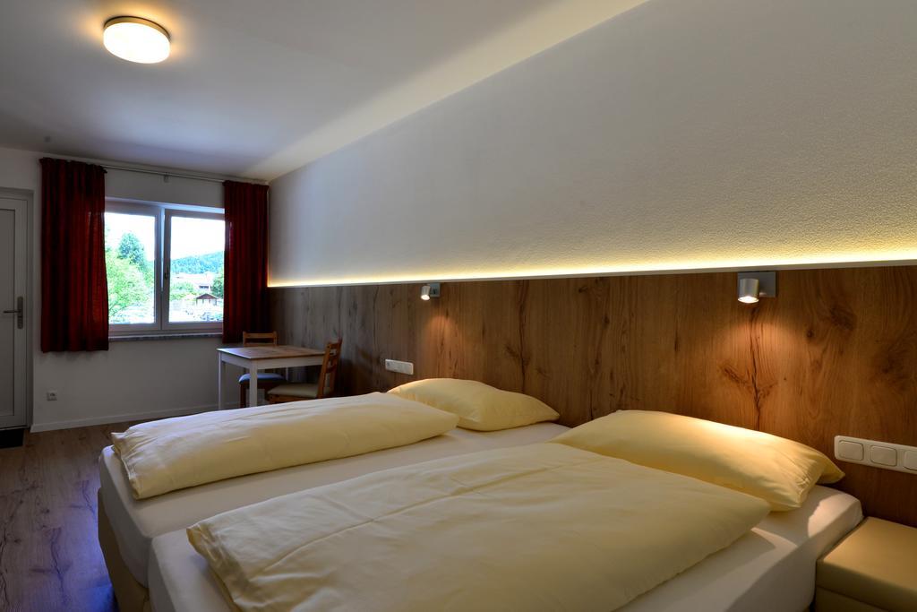 Pension Gambrinus Пассау Экстерьер фото