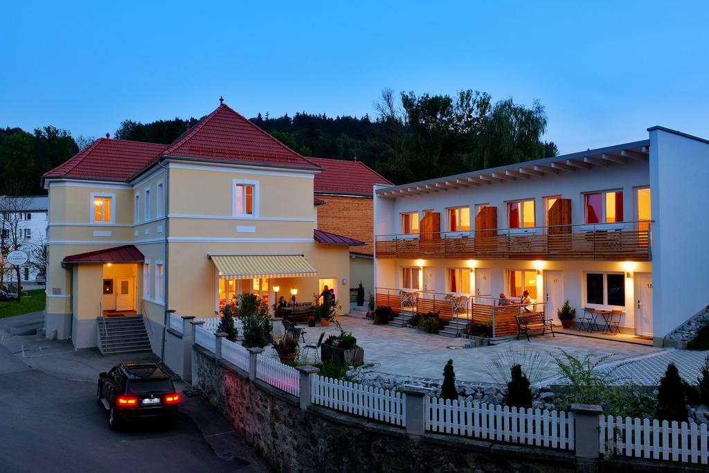 Pension Gambrinus Пассау Экстерьер фото